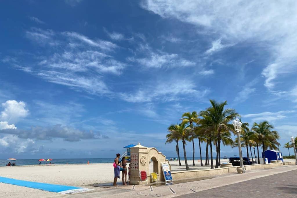 Hollywood Beach Apartments - Walk To The Beach Buitenkant foto